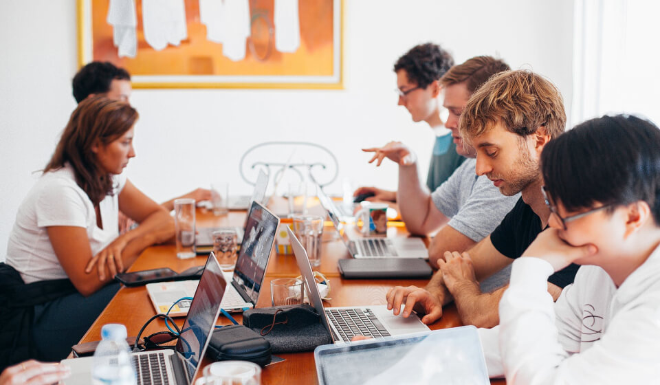 tech-news-about-header-img About